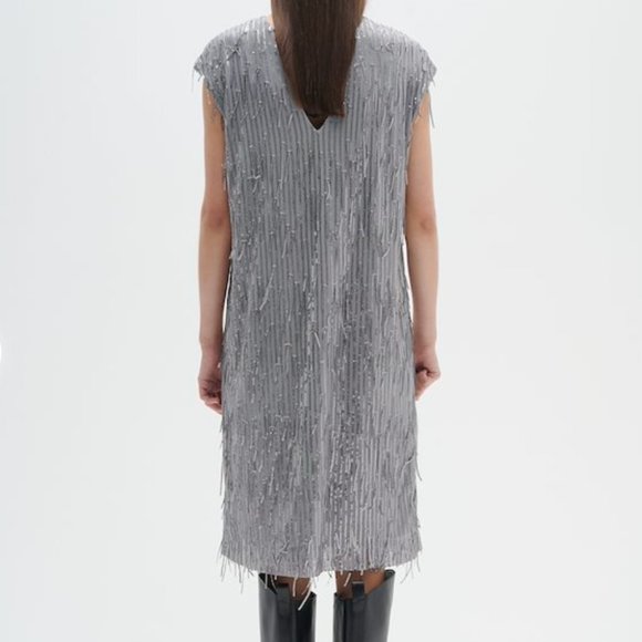 In wear Fiduclw Dress - Picture 2 of 5